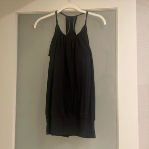 Lululemon Sz 4 tank